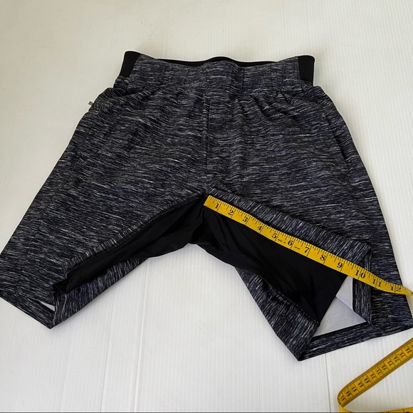Lululemon Bundle of 2 T.H.E Short 9" Lined Luxtreme, M - Picture 9 of 15